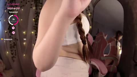 carysgs online show from February 27, 2026, 4:01 am