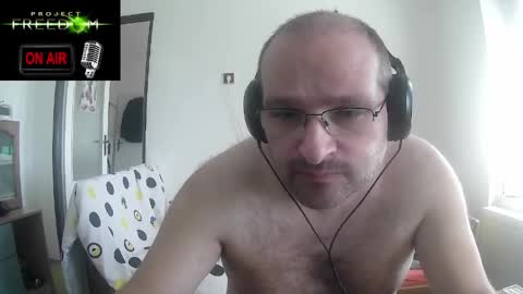 CASCADACEK online show from April 8, 2026, 11:43 am
