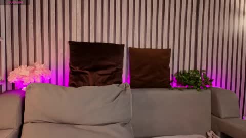 Snapshot of casey_sweeet chatting on May 6, 2026, 9:25 am Casey sweeet online show from May 6, 2026, 9:25 am