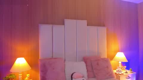 Snapshot of caseypierce_ chatting on November 6, 2025, 7:59 pm Casey Pierce New Account online show from November 6, 2025, 7:59 pm