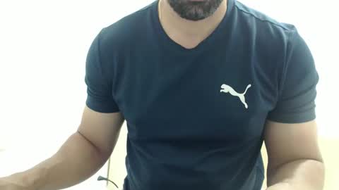 cashmastermuscle77 online show from November 26, 2025, 10:27 am