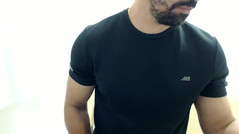 Snapshot of cashmastermuscle77 chatting on June 6, 2026, 7:07 pm cashmastermuscle77 online show from June 6, 2026, 7:07 pm