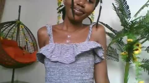 Snapshot of cashy_meal chatting on May 5, 2026, 12:35 pm cashy_meal online show from May 5, 2026, 12:35 pm
