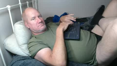 Snapshot of casinocam chatting on May 16, 2026, 2:19 am CasinoCam online show from May 16, 2026, 2:19 am