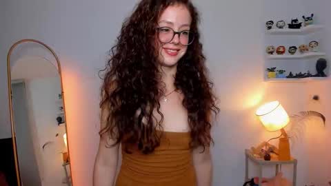 Cassie online show from October 7, 2025, 8:39 pm