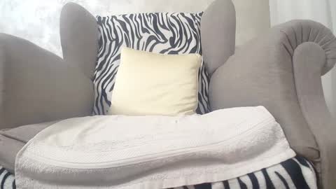 Snapshot of cassandra_joy chatting on February 16, 2025, 6:54 pm Cassandra joy online show from February 16, 2025, 6:54 pm