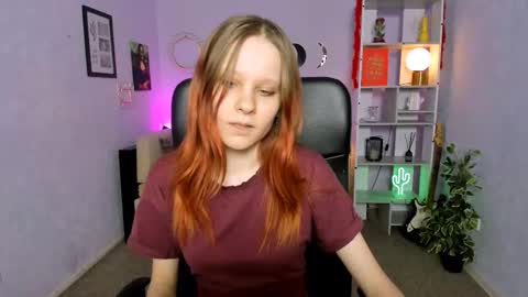 Snapshot of cassandra_nik chatting on March 5, 2026, 7:04 am Cassandra online show from March 5, 2026, 7:04 am