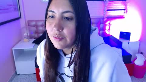 Snapshot of cassandra_ruizz chatting on November 24, 2025, 7:57 pm 573215024606 online show from November 24, 2025, 7:57 pm