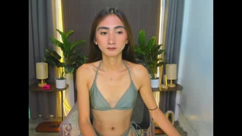 Snapshot of cassandrafoxxx chatting on June 7, 2026, 1:43 am cassandrafoxxx online show from June 7, 2026, 1:43 am