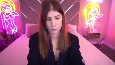 Lena online show from December 18, 2025, 7:58 am