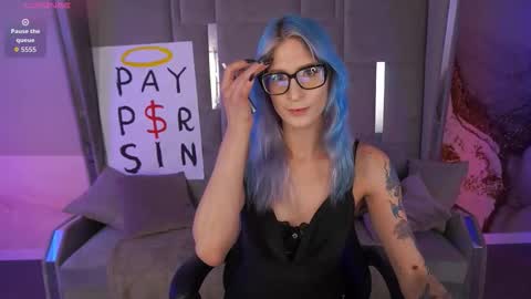 Snapshot of cassandrastars chatting on October 30, 2025, 11:16 pm Cassandra online show from October 30, 2025, 11:16 pm