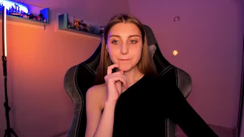 Snapshot of cassiablade1 chatting on January 11, 2025, 7:27 pm Seductress Cassia FINDOM AND SADISM NO NUDE online show from January 11, 2025, 7:27 pm