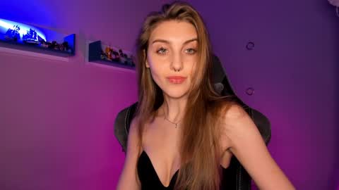 Snapshot of cassiablade1 chatting on January 22, 2025, 9:54 pm Seductress Cassia FINDOM AND SADISM NO NUDE online show from January 22, 2025, 9:54 pm