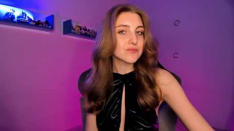 Snapshot of cassiablade1 chatting on February 7, 2025, 10:52 pm Seductress Cassia FINDOM AND SADISM NO NUDE online show from February 7, 2025, 10:52 pm