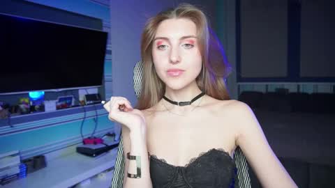 Snapshot of cassiablade1 chatting on September 26, 2025, 4:44 pm Seductress Cassia FINDOM AND SADISM NO NUDE online show from September 26, 2025, 4:44 pm