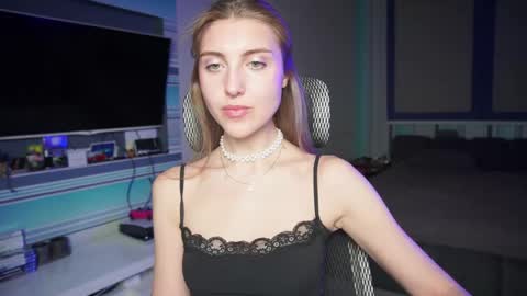 Snapshot of cassiablade1 chatting on September 28, 2025, 4:45 pm Seductress Cassia FINDOM AND SADISM NO NUDE online show from September 28, 2025, 4:45 pm