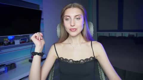 Snapshot of cassiablade1 chatting on October 8, 2025, 4:26 pm Seductress Cassia FINDOM AND SADISM NO NUDE online show from October 8, 2025, 4:26 pm