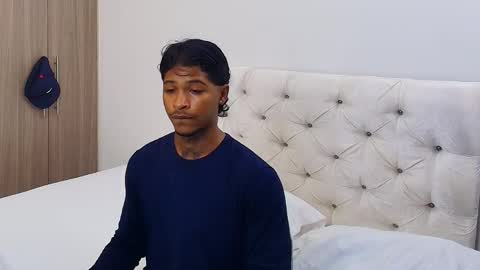 CASSIAN GOLD online show from April 26, 2026, 1:03 am