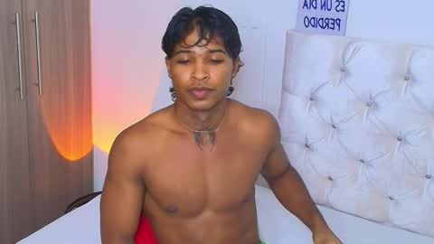 Snapshot of cassian_gold chatting on June 8, 2026, 2:01 am CASSIAN GOLD online show from June 8, 2026, 2:01 am