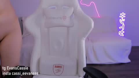 Cassie online show from February 17, 2025, 6:53 am