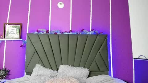 Snapshot of cassie_jones1 chatting on January 21, 2025, 7:04 am Cassie Jones online show from January 21, 2025, 7:04 am