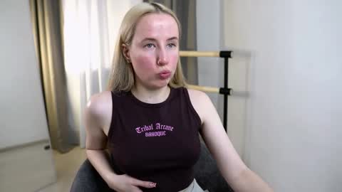 Cassie online show from November 15, 2025, 9:21 pm