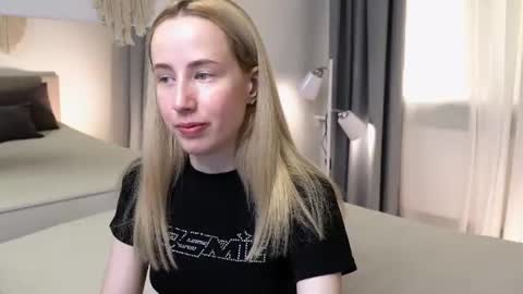 Snapshot of cassie_kelman chatting on July 19, 2026, 9:18 pm Cassie online show from July 19, 2026, 9:18 pm