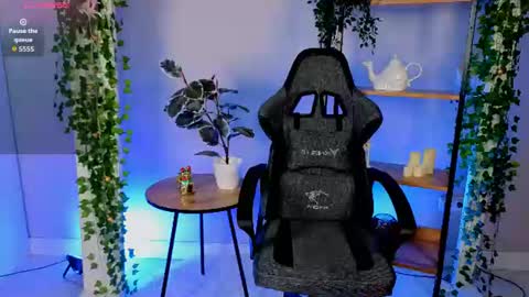 Cassie online show from July 18, 2026, 8:56 pm