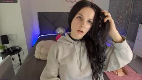 Cassie online show from March 22, 2026, 6:28 am