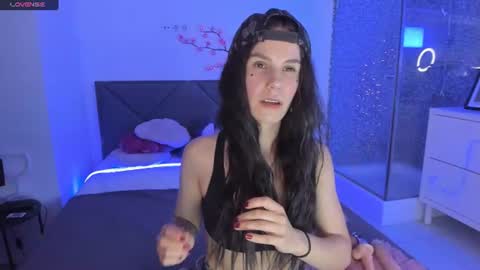 Snapshot of cassieevanss chatting on July 4, 2026, 5:35 am Cassie online show from July 4, 2026, 5:35 am