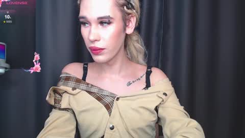 Cassie online show from January 8, 2025, 2:14 pm