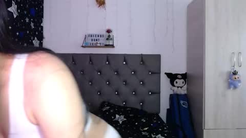 Mila online show from January 16, 2026, 3:43 am