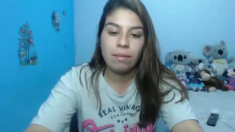 Snapshot of cata_09 chatting on January 22, 2025, 11:43 pm cata online show from January 22, 2025, 11:43 pm