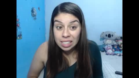 Snapshot of cata_09 chatting on February 1, 2025, 3:28 pm cata online show from February 1, 2025, 3:28 pm