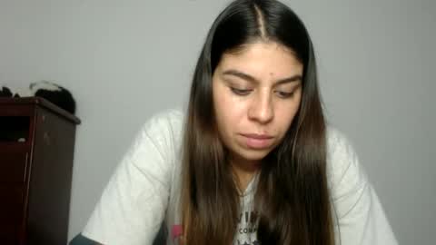 Snapshot of cata_09 chatting on June 10, 2026, 9:35 pm cata online show from June 10, 2026, 9:35 pm