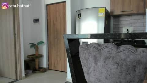 Snapshot of cata_batnati chatting on December 21, 2024, 9:47 pm Catalina online show from December 21, 2024, 9:47 pm