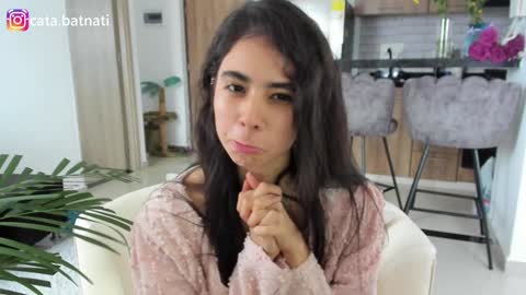 Snapshot of cata_batnati chatting on January 5, 2025, 8:00 pm Catalina online show from January 5, 2025, 8:00 pm