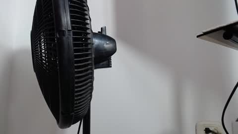 Snapshot of catalaia_stomm chatting on January 7, 2025, 10:08 pm catalaia_stomm online show from January 7, 2025, 10:08 pm