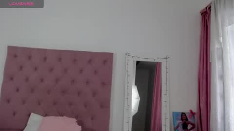 Snapshot of catalaia_stomm chatting on February 4, 2025, 1:59 pm catalaia_stomm online show from February 4, 2025, 1:59 pm