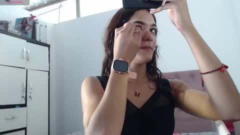 Snapshot of catalaia_stomm chatting on October 23, 2025, 5:55 pm catalaia_stomm online show from October 23, 2025, 5:55 pm