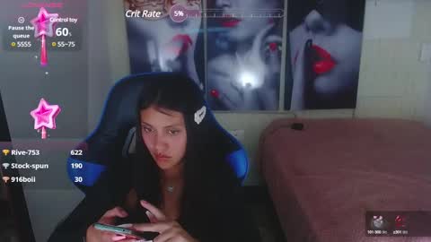 Snapshot of catalehia_milk chatting on December 24, 2024, 1:50 pm C A T A L E H I A online show from December 24, 2024, 1:50 pm