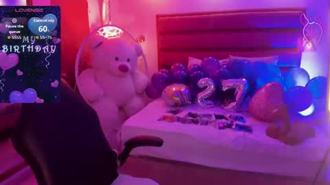 Snapshot of catalehia_moonlightt chatting on June 22, 2026, 12:13 pm Catalehia online show from June 22, 2026, 12:13 pm