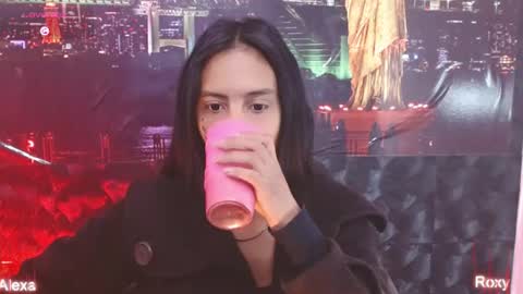 Queen Catalella online show from June 24, 2026, 3:27 am