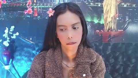 Queen Catalella online show from July 17, 2026, 3:46 am