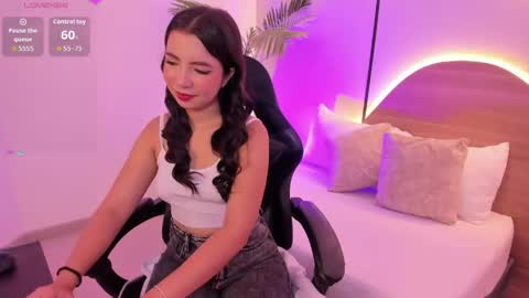 C A T E  online show from May 22, 2026, 12:22 pm