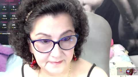 Snapshot of cataleya_mom_ chatting on March 6, 2025, 12:32 am cataleya online show from March 6, 2025, 12:32 am