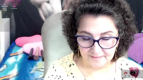 Snapshot of cataleya_mom_ chatting on March 11, 2025, 2:43 am cataleya online show from March 11, 2025, 2:43 am