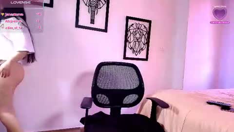 Snapshot of cataliina_santhana chatting on June 23, 2026, 4:38 pm Catalina online show from June 23, 2026, 4:38 pm