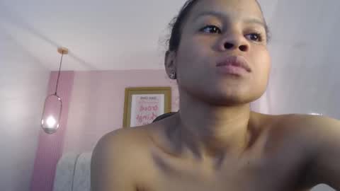 Catalina  online show from January 15, 2026, 1:10 am