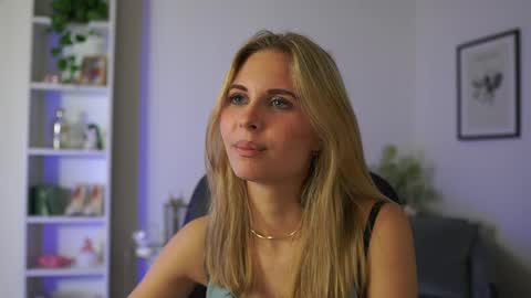 Snapshot of catecrago_ chatting on February 6, 2025, 3:20 pm catecrago online show from February 6, 2025, 3:20 pm